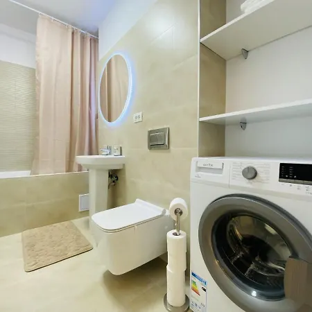 Charming Flat In With Balcony Panoramic View Apartment Brasov
